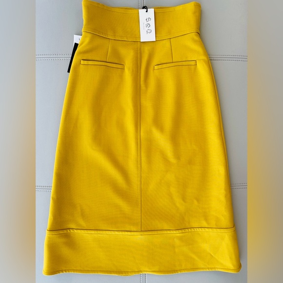 NWT! sea NY
Wool Traditions 
A-Line Zip Skirt 
YELLOW w/ Contrast satin lining 0 - Picture 6 of 16